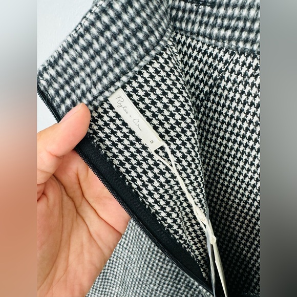 NWT RYLEE + CRU BLACK grey HOUNDSTOOTH 3 Button Faux Wrap Mini Skirt - Picture 5 of 7